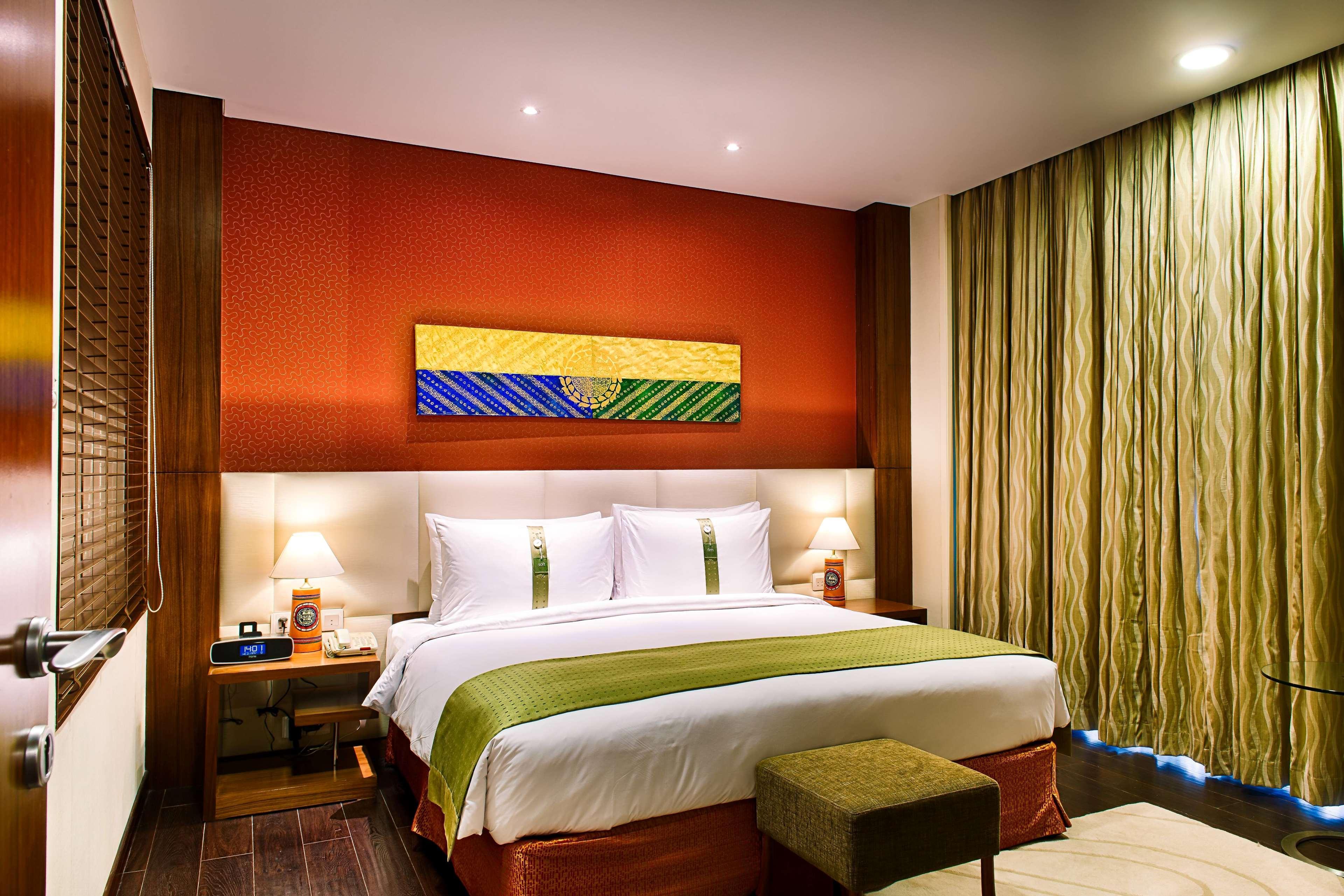 Ramada Plaza By Wyndham Pune Hinjewadi Dāpuri Екстериор снимка