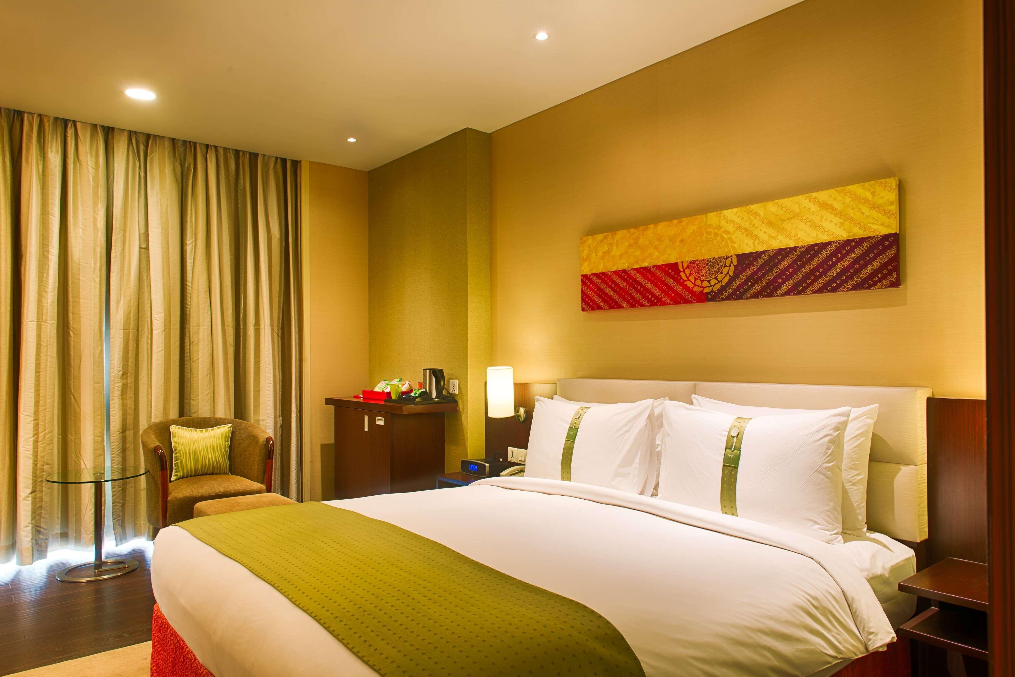 Ramada Plaza By Wyndham Pune Hinjewadi Dāpuri Екстериор снимка
