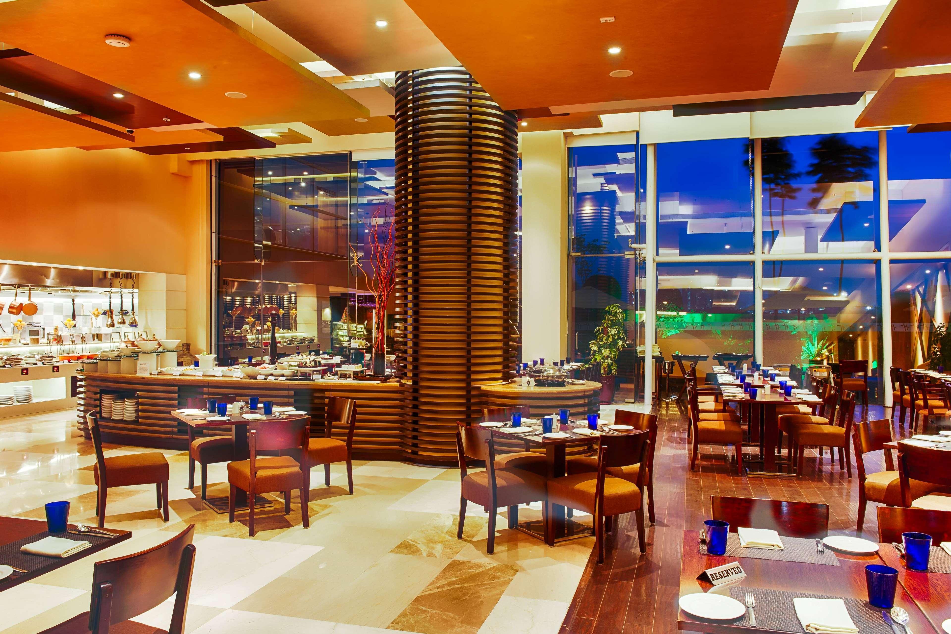Ramada Plaza By Wyndham Pune Hinjewadi Dāpuri Екстериор снимка