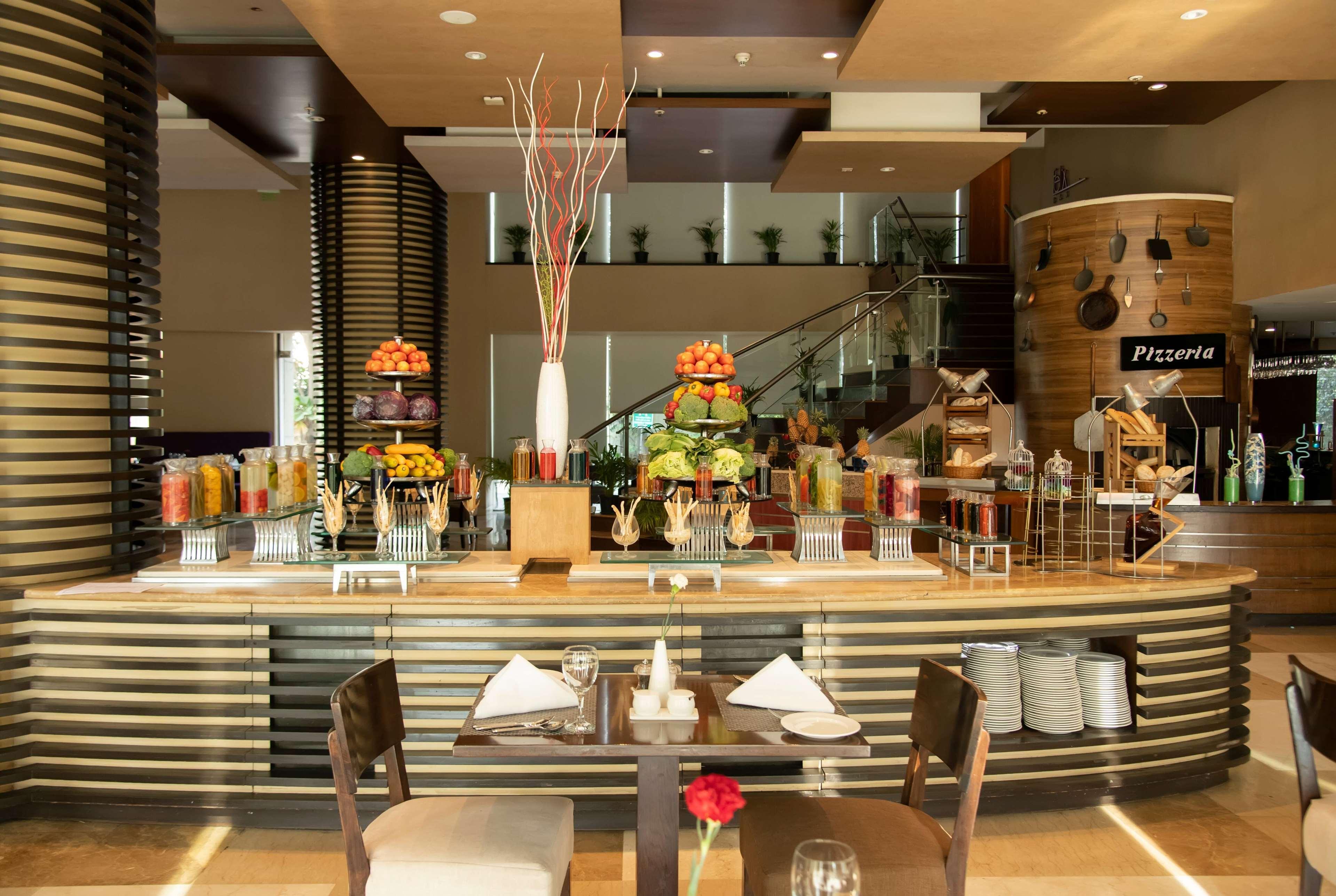 Ramada Plaza By Wyndham Pune Hinjewadi Dāpuri Екстериор снимка