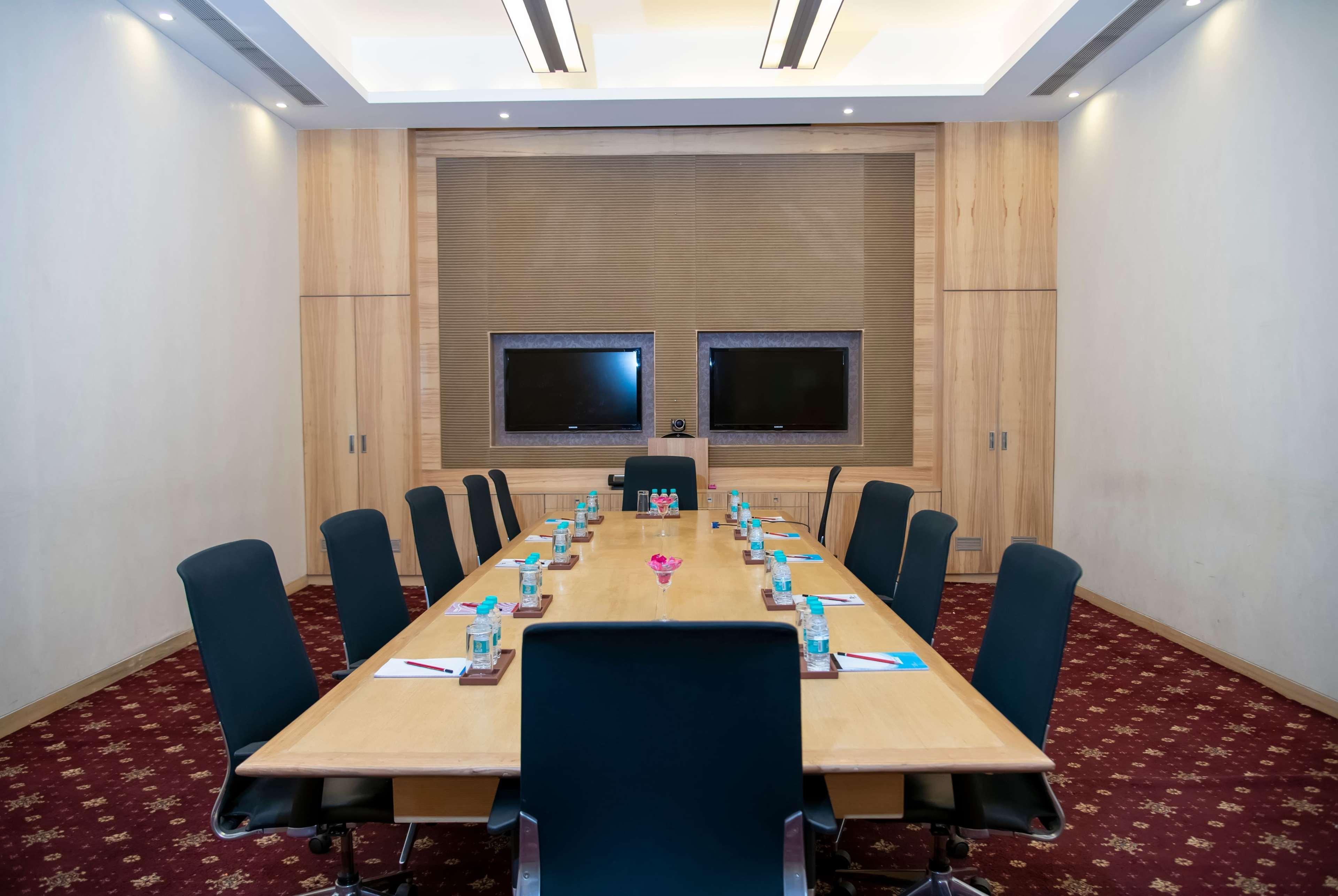 Ramada Plaza By Wyndham Pune Hinjewadi Dāpuri Екстериор снимка