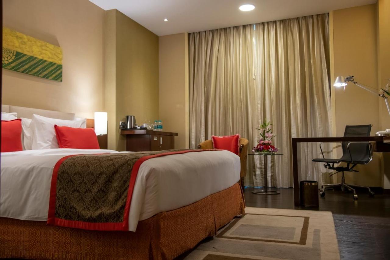 Ramada Plaza By Wyndham Pune Hinjewadi Dāpuri Екстериор снимка