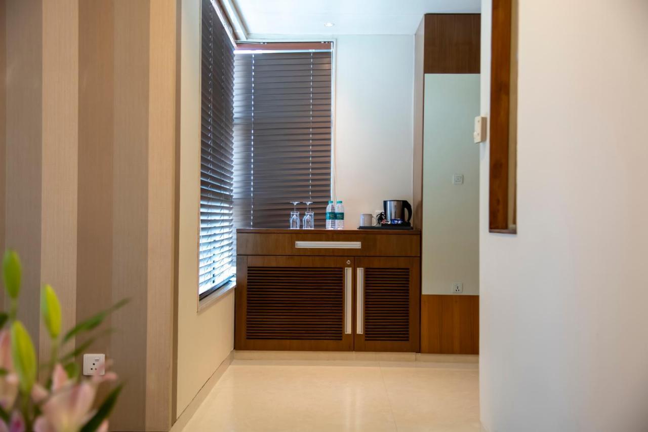 Ramada Plaza By Wyndham Pune Hinjewadi Dāpuri Екстериор снимка