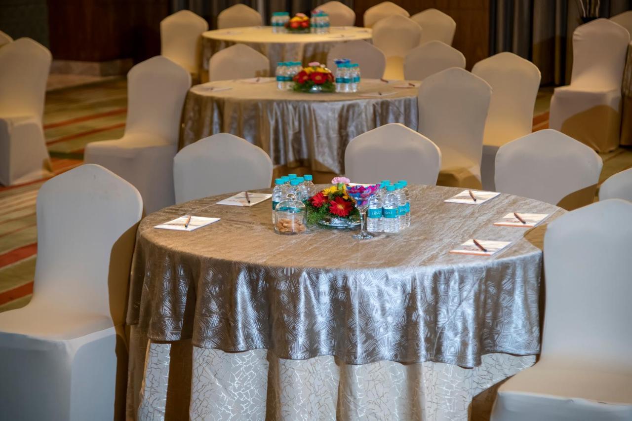 Ramada Plaza By Wyndham Pune Hinjewadi Dāpuri Екстериор снимка